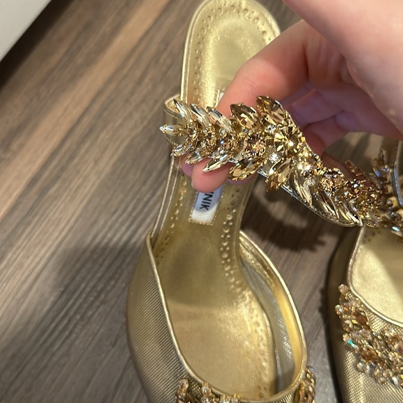 Manolo Blahnik Lurum Mules - Picture 4 of 10